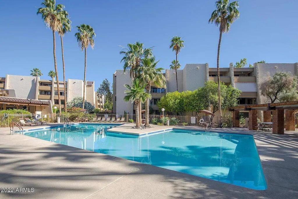 Lux Resort Condo Скоттсдейл Экстерьер фото